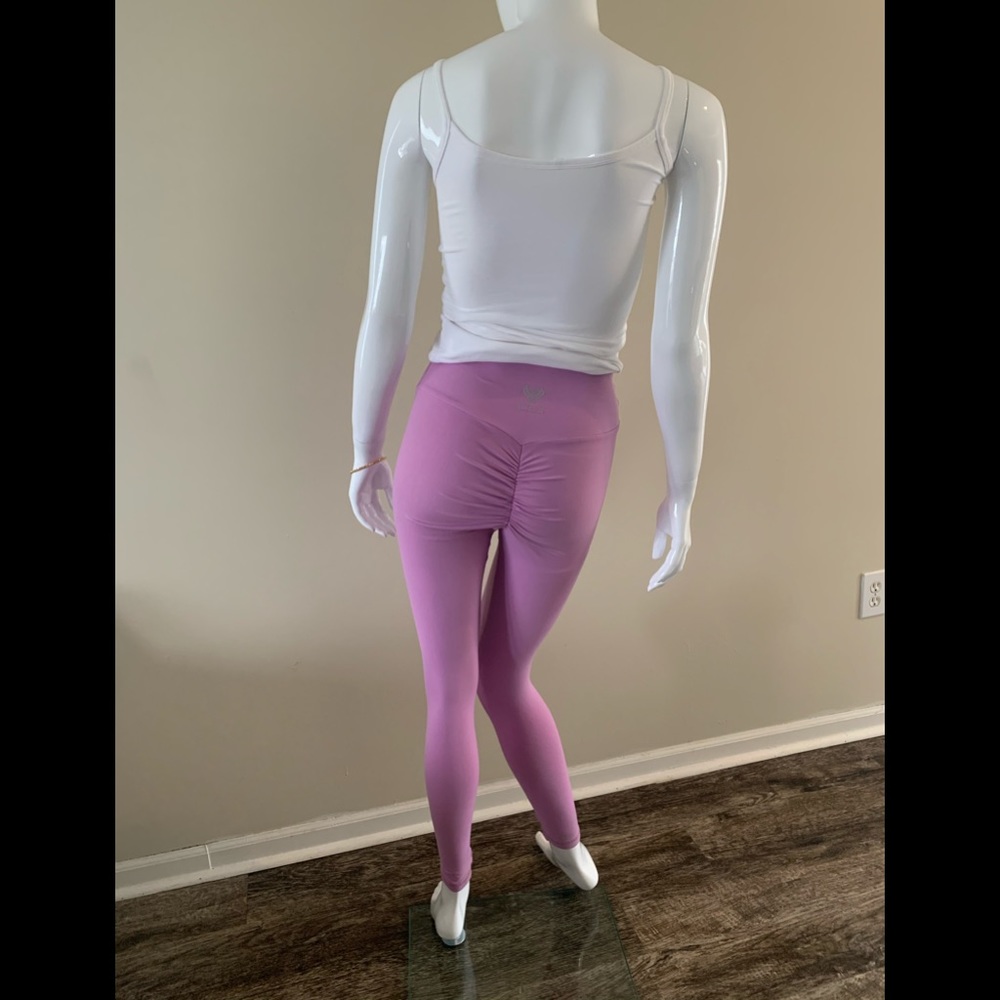 CLS Scrunch butt leggings